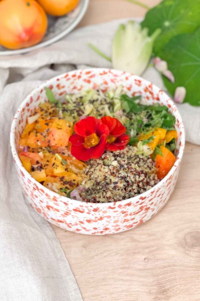 Recette Salade composée facile et originale au Quinoa et Capucines