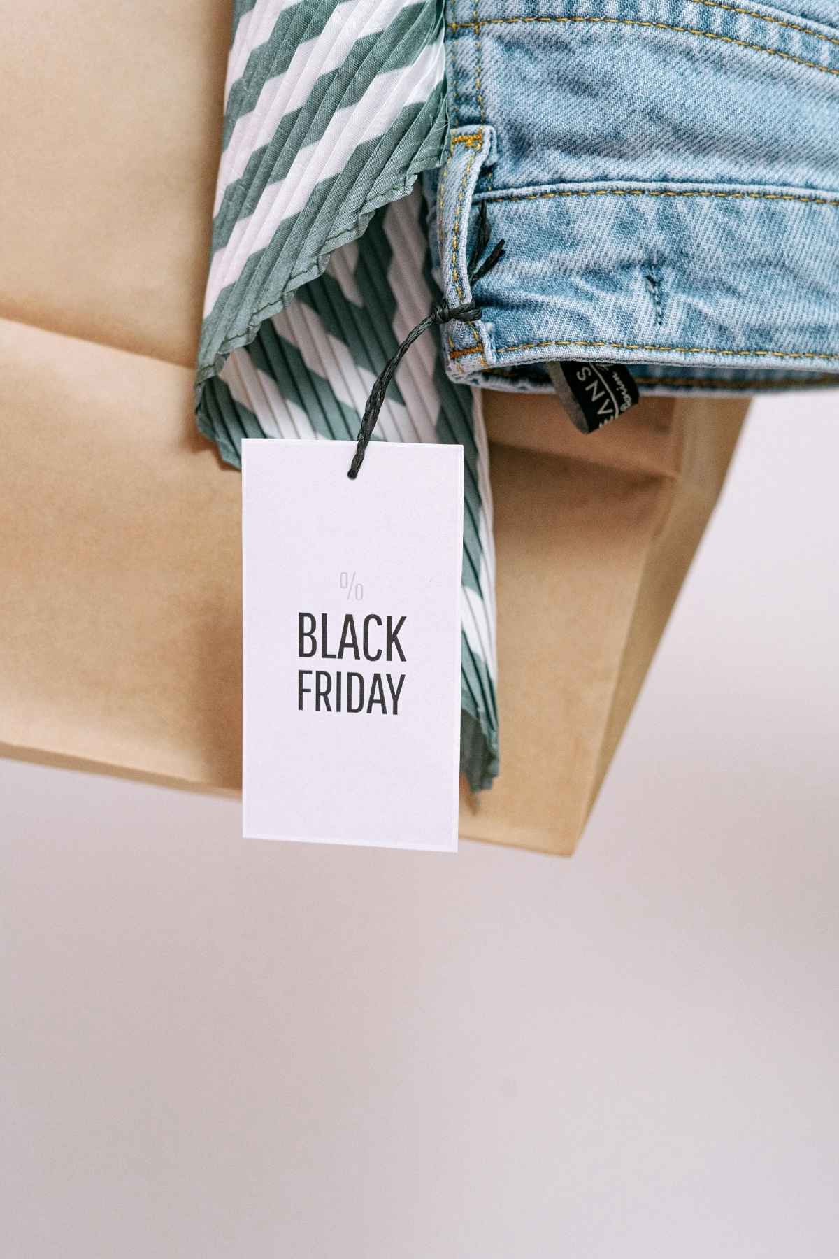 Surconsommation & Enjeux climatiques _ Faut-il boycotter le Black Friday