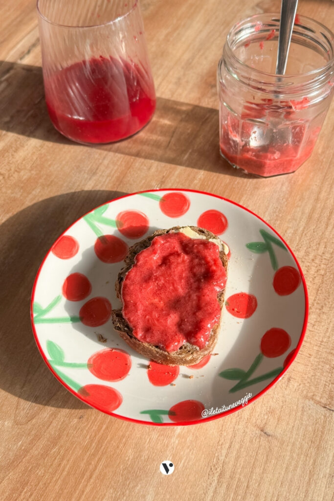 Tartine de crufiture fraises recette sans cuisson