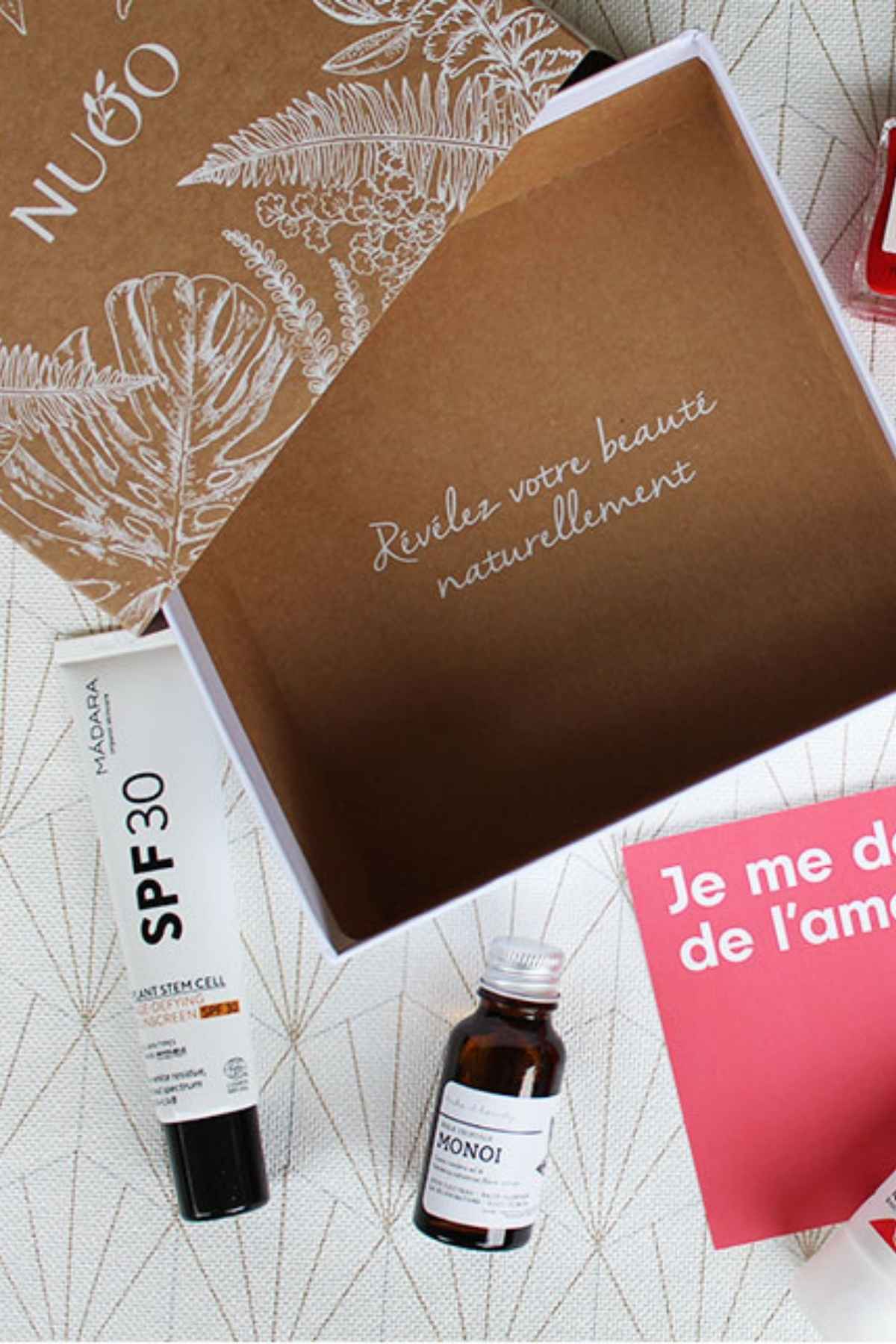 Revue, ITW et avis sur la box beauté bio Nuoo box